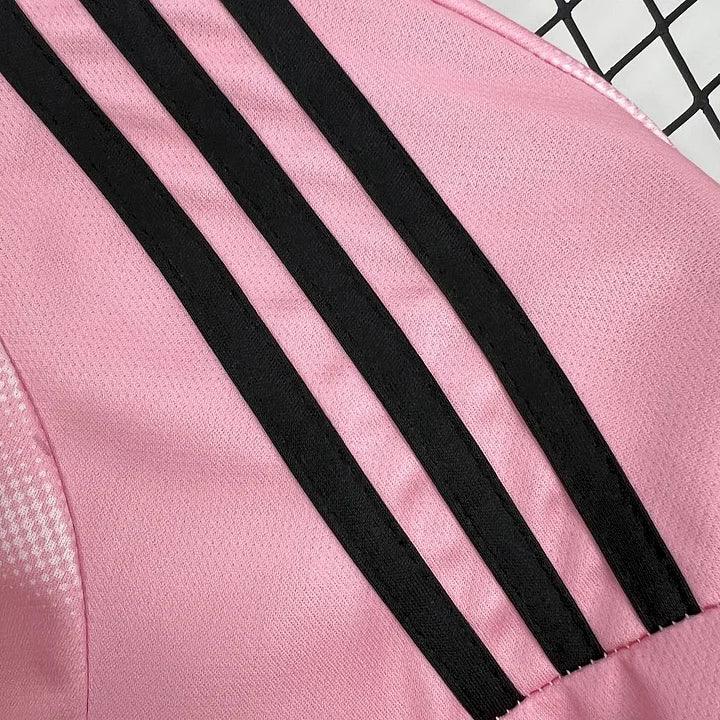 Camiseta Real Madrid Concept Rosa y Blanca 2025