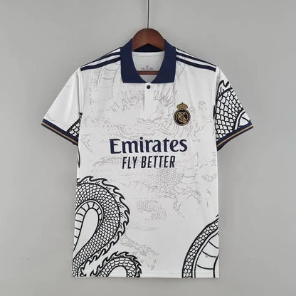 Camiseta del Real Madrid temporada 2023-2024 edicion especial dragon blanco