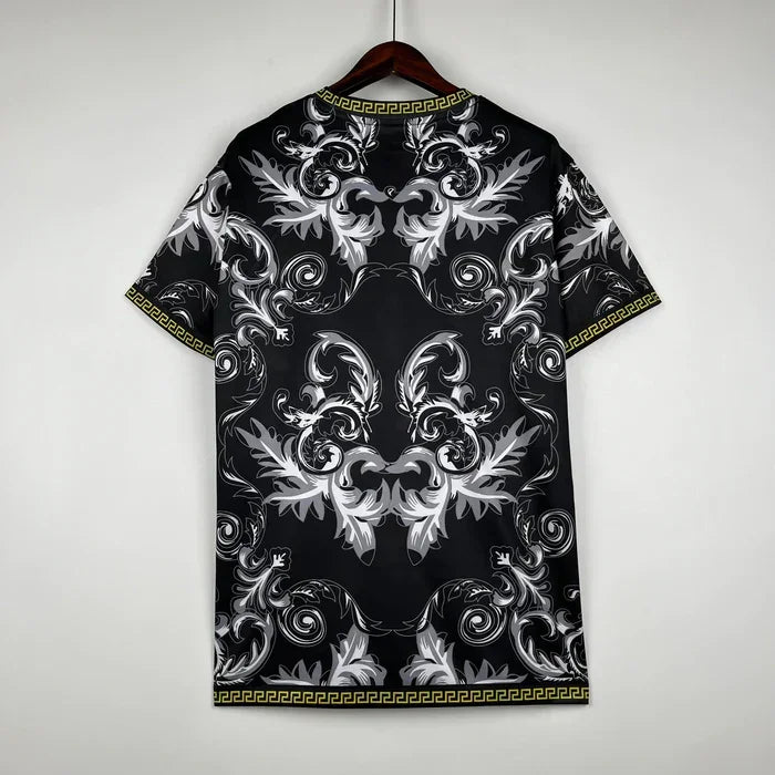 Camiseta Italia temporada 2023-2024 negra colaboración Versace