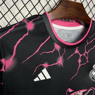 Camiseta Real Madrid Pantera Rosa Negra 2024/25