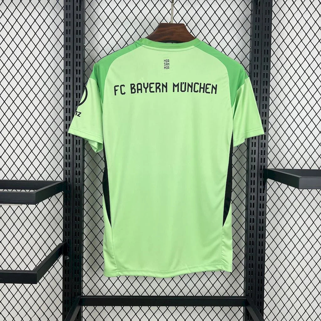 Camiseta de portero del Bayern Múnich 2025-26