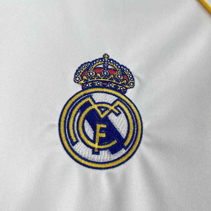 Camiseta de futbol local del Real Madrid 2025 2026