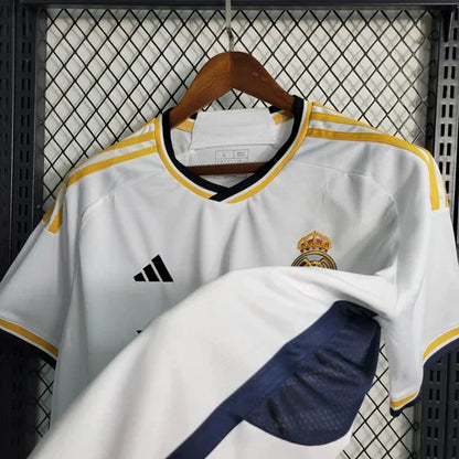 Camiseta local del Real Madrid temporada 2023-2024