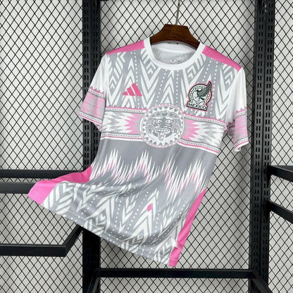 Camiseta conceptual de México 2026