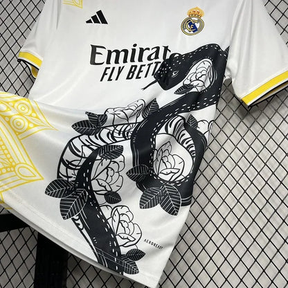 Camiseta concepto futbol real madrid 2024 2025