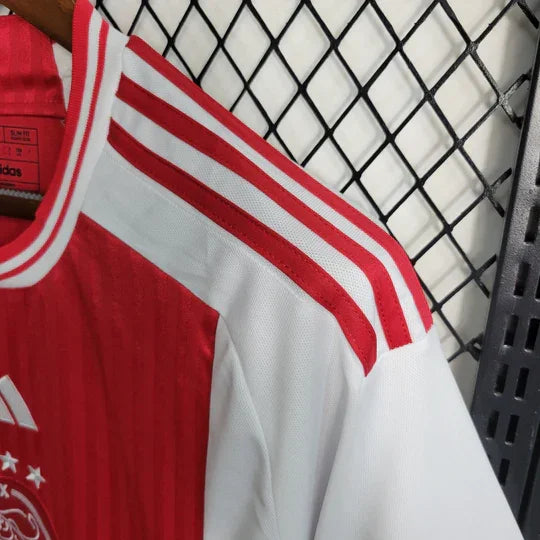 Camiseta local del Ajax temporada 2023-2024