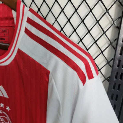 Camiseta local del Ajax temporada 2023-2024