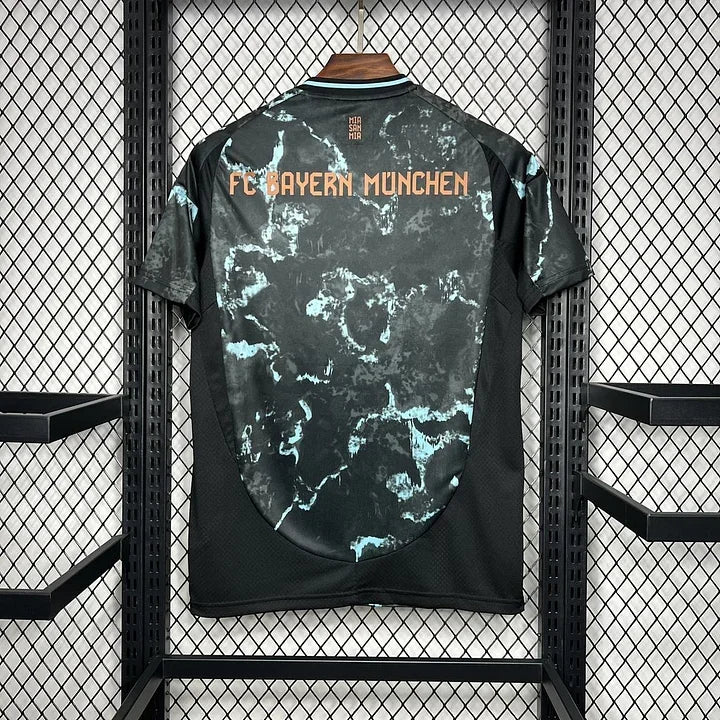 Camiseta del Bayern de Múnich 2024/25