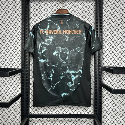 Camiseta del Bayern de Múnich 2024/25