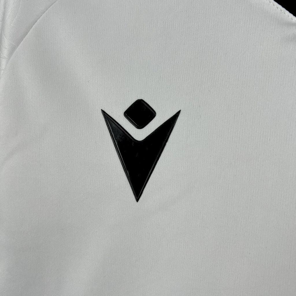 Camiseta de visitante de Albania 2025