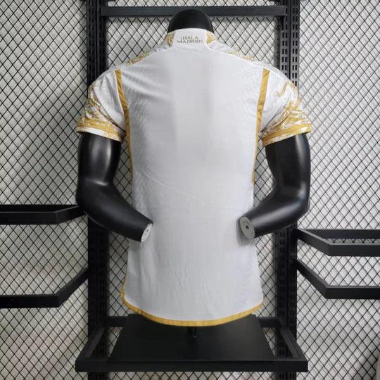 Camiseta del Real Madrid temporada 2023-2024 edición limitada dorada