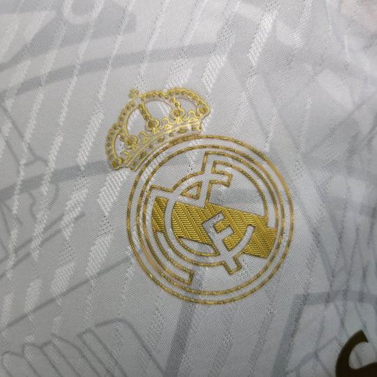 Camiseta del Real Madrid temporada 2023-2024 edición limitada dorada