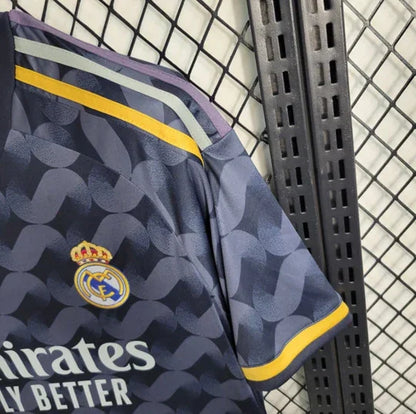 Camiseta visitante del Real Madrid temporada 2023-2024
