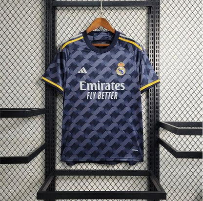 Camiseta visitante del Real Madrid temporada 2023-2024