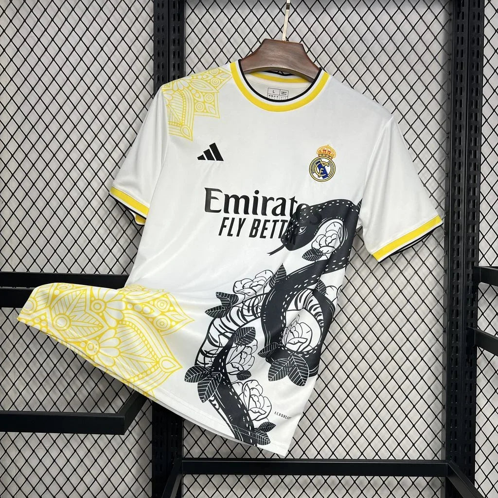 Camiseta concepto futbol real madrid 2024 2025