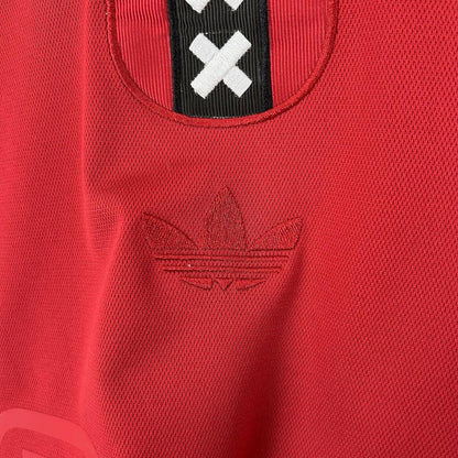 Camiseta conceptual de manga larga del Ajax 2025-26