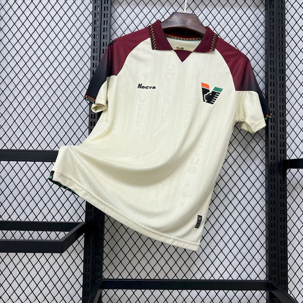 Camiseta de visitante de Venecia 2025-26