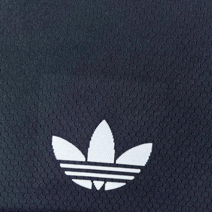 Camiseta conceptual del Ajax 2025-26