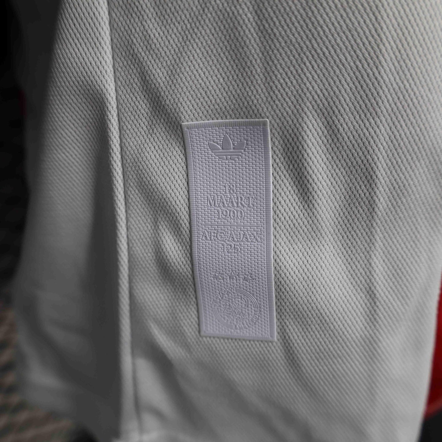 Camiseta conceptual del Ajax 2025-26